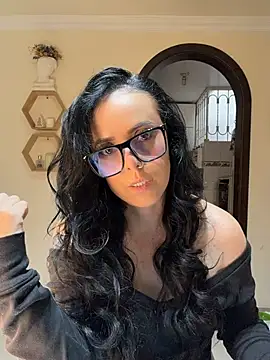 Snapshot of AndreaValencia chatting on 14, 7, 2026 AndreaValencia online show from 14, 7, 2026