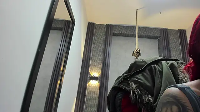 Snapshot of selene_red_ chatting on 19, 6, 2026 selene red online show from 19, 6, 2026