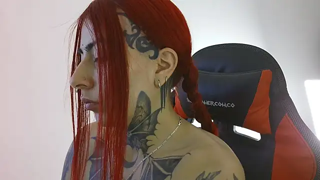 Snapshot of selene_red_ chatting on 6, 7, 2026 selene red online show from 6, 7, 2026