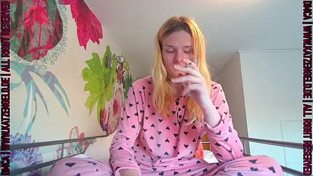 Snapshot of emma_neko chatting on 19, 3, 2025 emma neko online show from 19, 3, 2025