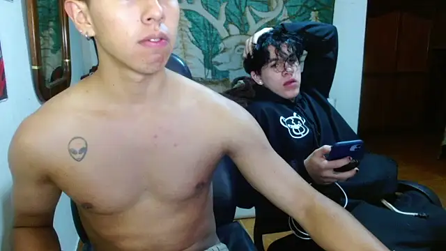 Snapshot of bigryuk0 chatting on 6, 12, 2024 bigryuk0 online show from 6, 12, 2024