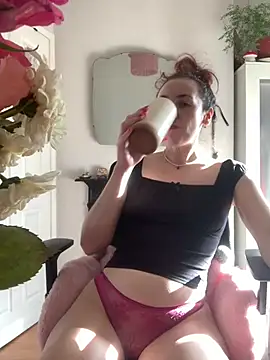 Snapshot of Littlelolo60 chatting on 25, 2, 2025 Littlelolo60 online show from 25, 2, 2025