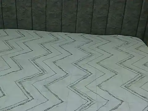 Snapshot of miss-seductive chatting on 18, 10, 2025 miss-seductive online show from 18, 10, 2025