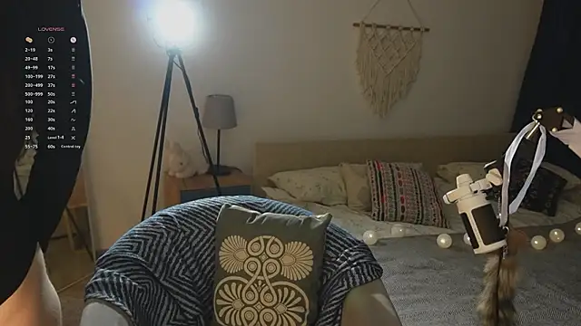 jennetdoll online show from 18, 2, 2026