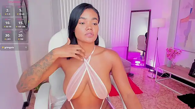 Snapshot of madisson_davon chatting on 22, 3, 2025 madisson davon online show from 22, 3, 2025