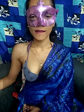 Snapshot of REVA_DARLING chatting on 1, 3, 2025 REVA DARLING online show from 1, 3, 2025