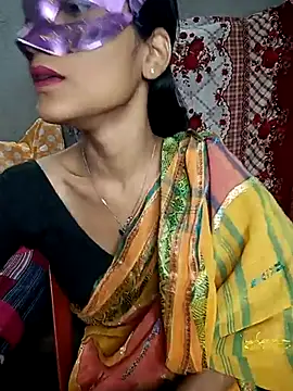 Snapshot of REVA_DARLING chatting on 5, 3, 2025 REVA DARLING online show from 5, 3, 2025