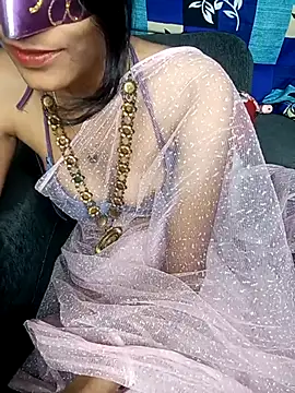 Snapshot of REVA_DARLING chatting on 6, 3, 2025 REVA DARLING online show from 6, 3, 2025