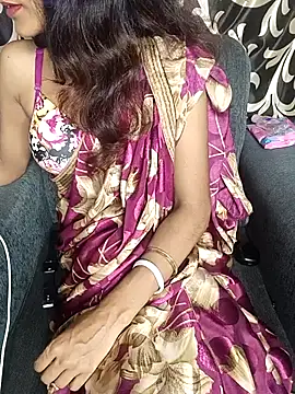 Snapshot of REVA_DARLING chatting on 17, 9, 2025 REVA DARLING online show from 17, 9, 2025