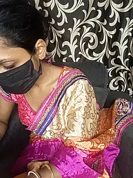 Snapshot of REVA_DARLING chatting on 16, 11, 2025 REVA DARLING online show from 16, 11, 2025