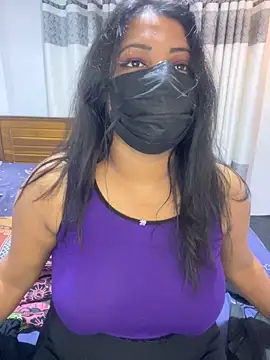 NOORA-GIRL online show from 7, 1, 2026