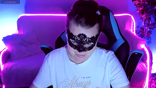 Snapshot of Sexy-Housewife chatting on 14, 9, 2025 Sexy-Housewife online show from 14, 9, 2025