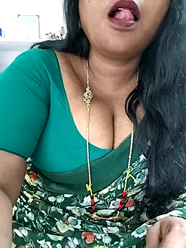 Snapshot of Swapna_143 chatting on 2, 11, 2025 Swapna 143 online show from 2, 11, 2025