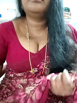 Snapshot of Swapna_143 chatting on 20, 11, 2025 Swapna 143 online show from 20, 11, 2025