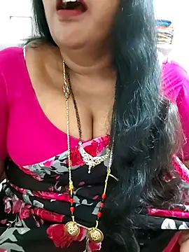 Snapshot of Swapna_143 chatting on 25, 11, 2025 Swapna 143 online show from 25, 11, 2025