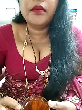 Snapshot of Swapna_143 chatting on 5, 12, 2025 Swapna 143 online show from 5, 12, 2025