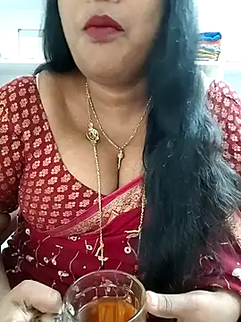 Snapshot of Swapna_143 chatting on 15, 12, 2025 Swapna 143 online show from 15, 12, 2025