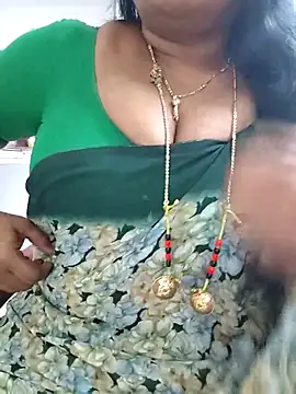 Snapshot of Swapna_143 chatting on 15, 12, 2025 Swapna 143 online show from 15, 12, 2025