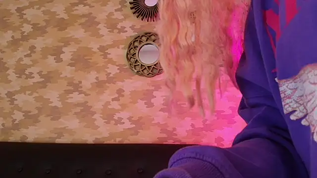 cherry chel online show from 23, 1, 2025