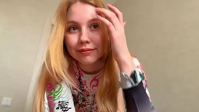 Snapshot of HoneyAudrey chatting on 23, 4, 2026 HoneyAudrey online show from 23, 4, 2026