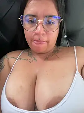 Devilsweet17 online show from 8, 3, 2026