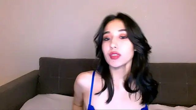 Snapshot of Li_noen chatting on 15, 12, 2024 Li noen online show from 15, 12, 2024