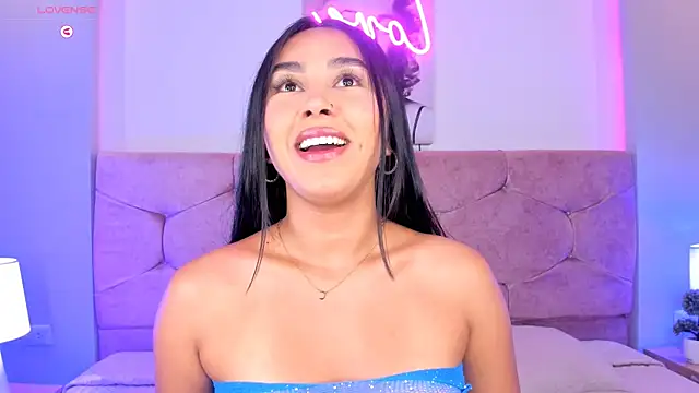 Cameliaa Smiith online show from 14, 1, 2025