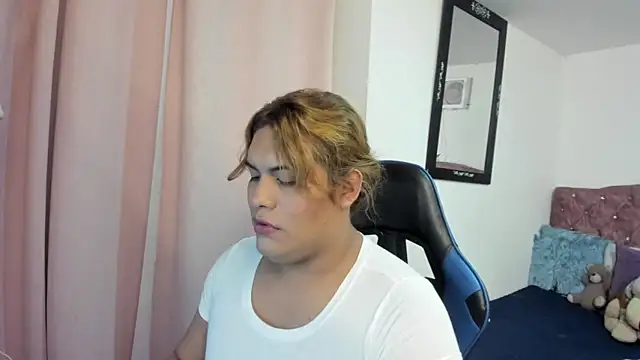 Margoth Montilla online show from 3, 2, 2026