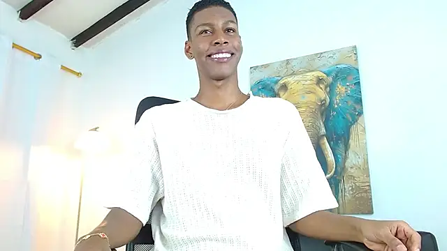 maiki18  online show from 14, 11, 2025