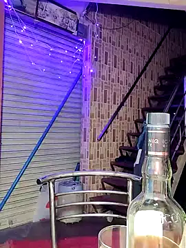 Snapshot of rayhan085 chatting on 5, 1, 2025 rayhan085 online show from 5, 1, 2025