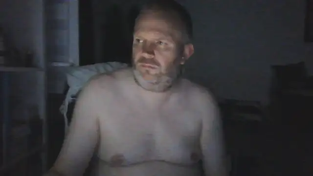 Snapshot of ShyBoy1982 chatting on 28, 6, 2026 ShyBoy1982 online show from 28, 6, 2026