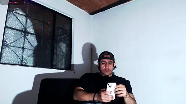 Snapshot of willian_m777 chatting on 8, 5, 2026 willian m777 online show from 8, 5, 2026