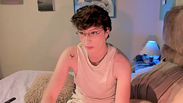 Snapshot of AdamDayt chatting on 17, 2, 2026 AdamDayt online show from 17, 2, 2026