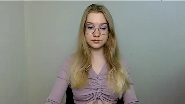 Snapshot of cindi_hot chatting on 2, 6, 2026 cindi hot online show from 2, 6, 2026