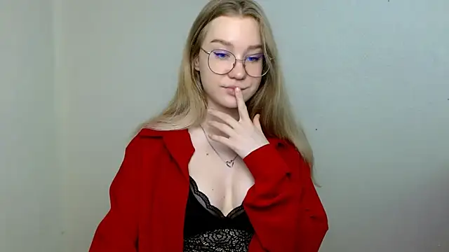 Snapshot of cindi_hot chatting on 7, 6, 2026 cindi hot online show from 7, 6, 2026