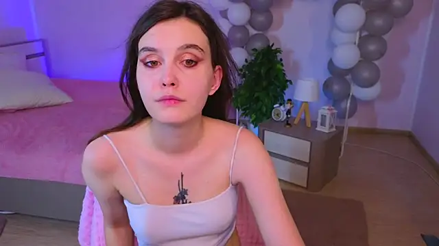 Snapshot of SusieMorris chatting on 28, 1, 2025 SusieMorris online show from 28, 1, 2025