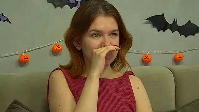 Snapshot of LessySmith chatting on 3, 11, 2025 LessySmith online show from 3, 11, 2025