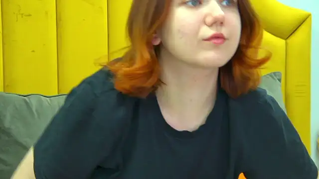 Snapshot of LessySmith chatting on 20, 2, 2026 LessySmith online show from 20, 2, 2026