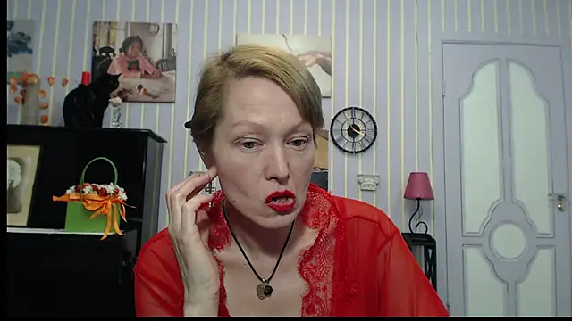 Snapshot of Marquise555 chatting on 13, 3, 2026 Marquise555 online show from 13, 3, 2026
