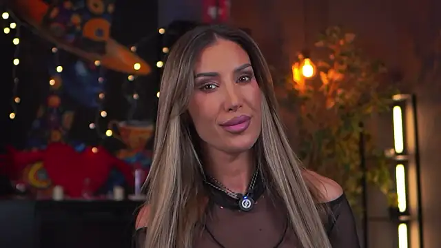 Evelyn Evyyy online show from 25, 3, 2026