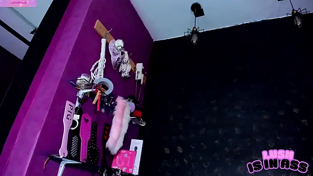 Alexa Slave online show from 11, 4, 2026