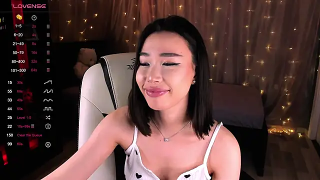 Snapshot of sensualily chatting on 6, 2, 2025 sensualily online show from 6, 2, 2025