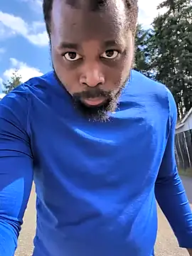 Snapshot of goodboybaddaddy chatting on 25, 9, 2025 goodboybaddaddy online show from 25, 9, 2025