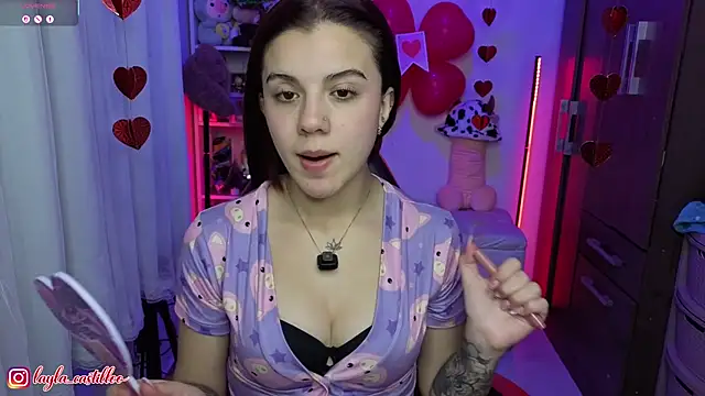 Layla castilloo online show from 22, 2, 2026