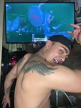 Snapshot of Stiven-Bell chatting on 22, 2, 2025 Stiven-Bell online show from 22, 2, 2025