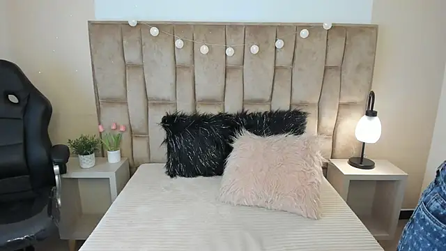 Esteff  o2 online show from 6, 3, 2025