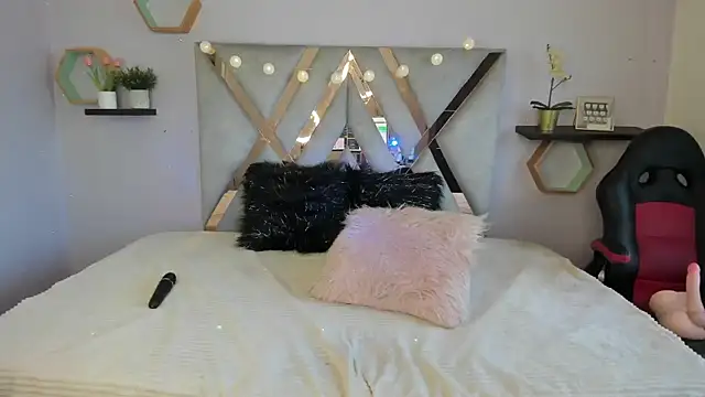 Esteff  o2 online show from 17, 3, 2025