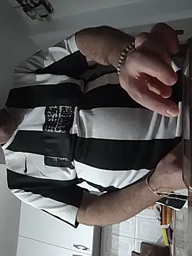 Maryo0001 online show from 10, 11, 2025