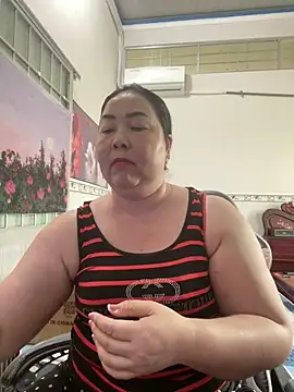 Snapshot of NDith chatting on 1, 2, 2026 NDith online show from 1, 2, 2026