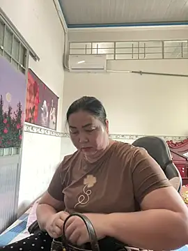 Snapshot of NDith chatting on 12, 2, 2026 NDith online show from 12, 2, 2026